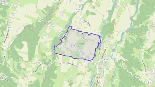 Appartement 85 m² quatre pièces à vendre à Galan