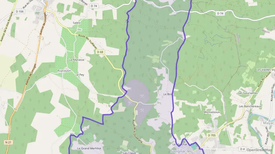 Appartement 130 m² trois pièces à vendre à Savignac-les-Églises Appartement 130 m² trois pièces à vendre à Savignac-les-Églises