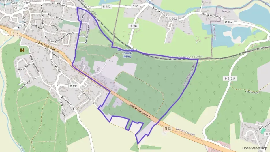 Appartement 100 m² trois pièces à vendre à Saint-Rémy-sur-Avre Appartement 100 m² trois pièces à vendre à Saint-Rémy-sur-Avre