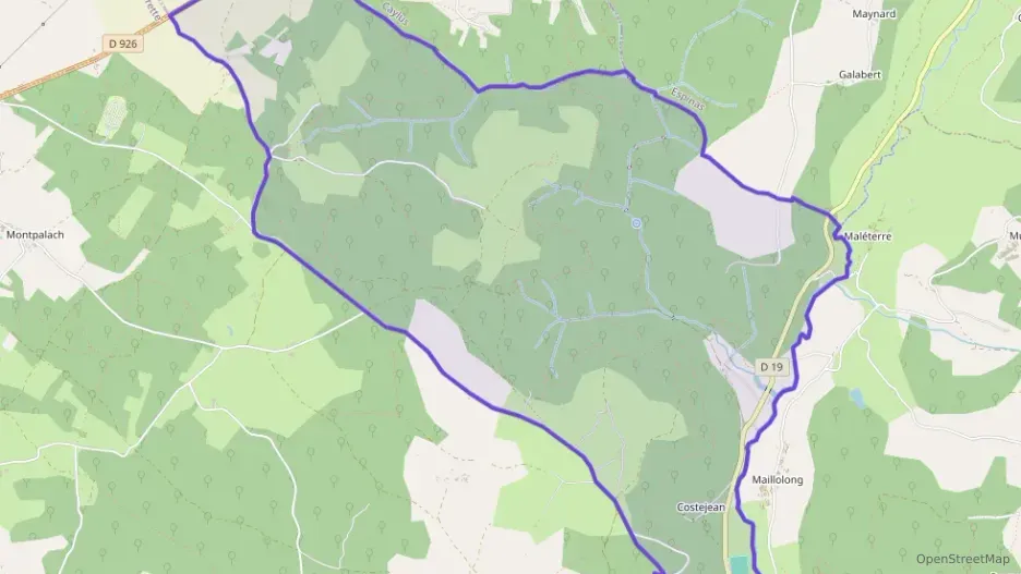 Appartement 80 m² quatre pièces à vendre à Saint-Antonin-Noble-Val Appartement 80 m² quatre pièces à vendre à Saint-Antonin-Noble-Val