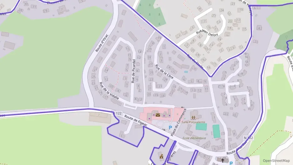 Appartement 80 m² trois pièces à vendre à Sansac-de-Marmiesse Appartement 80 m² trois pièces à vendre à Sansac-de-Marmiesse