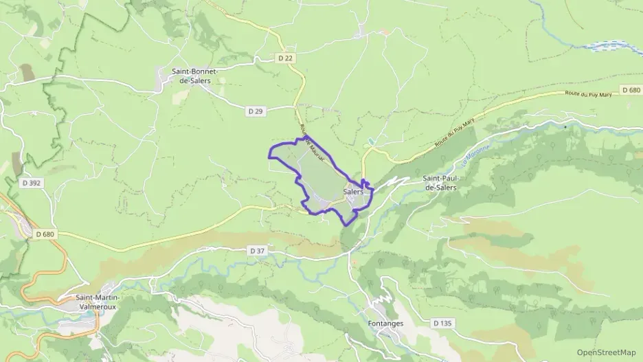 Appartement 32 m² une piece à vendre à Salers Appartement 32 m² une piece à vendre à Salers