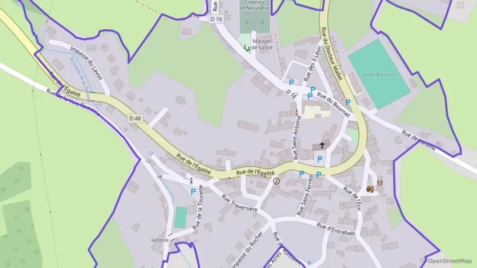 Appartement 29 m² deux pieces à vendre à Neuvéglise-sur-Truyère Appartement 29 m² deux pieces à vendre à Neuvéglise-sur-Truyère