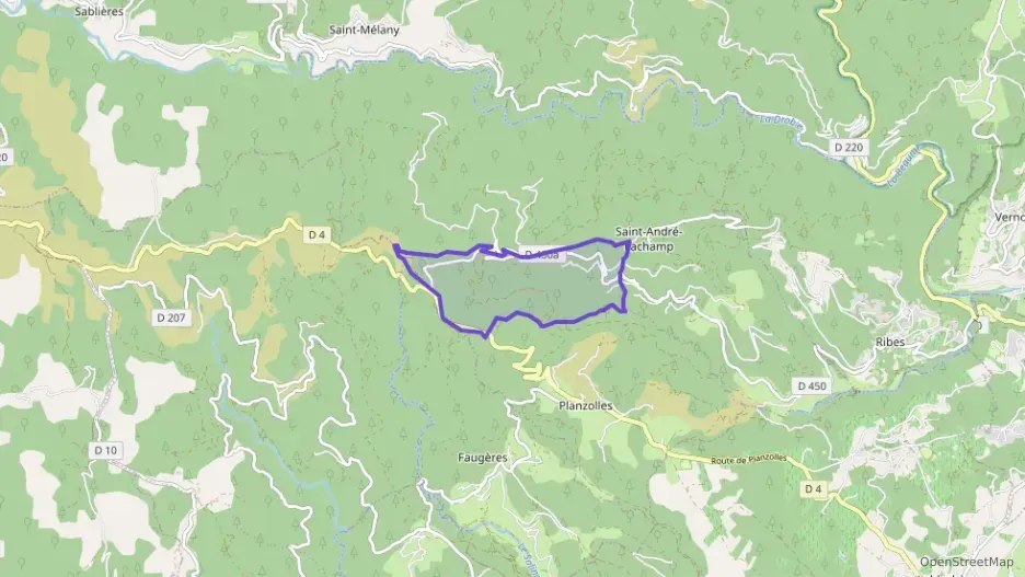 Appartement 67 m² trois pièces à vendre à Saint-André-Lachamp Appartement 67 m² trois pièces à vendre à Saint-André-Lachamp