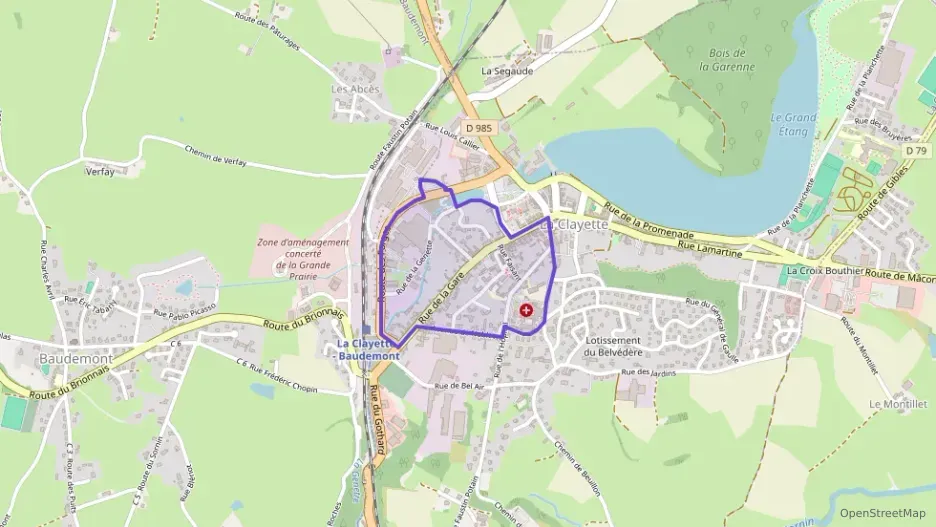 Appartement 72 m² trois pièces à vendre à La Clayette Appartement 72 m² trois pièces à vendre à La Clayette