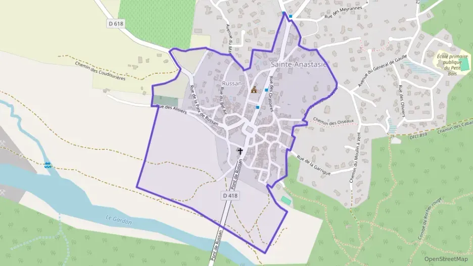 Appartement 90 m² quatre pièces à vendre à Sainte-Anastasie Appartement 90 m² quatre pièces à vendre à Sainte-Anastasie