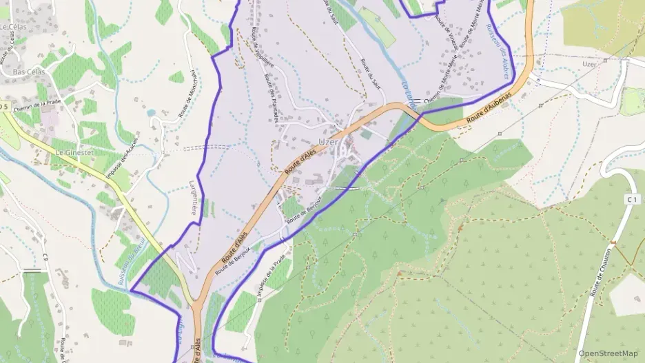 Appartement 65 m² trois pièces à vendre à Uzer