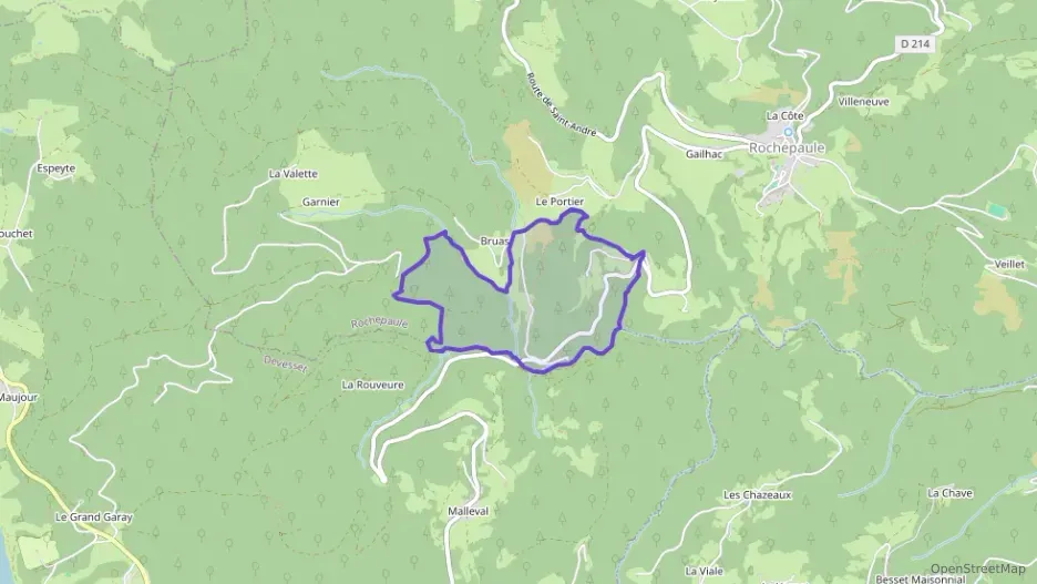 Appartement 100 m² cinq pièces à vendre à Rochepaule Appartement 100 m² cinq pièces à vendre à Rochepaule