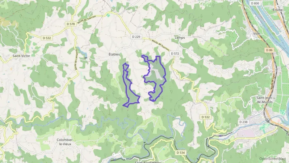 Appartement 92 m² trois pièces à vendre à Étables Appartement 92 m² trois pièces à vendre à Étables