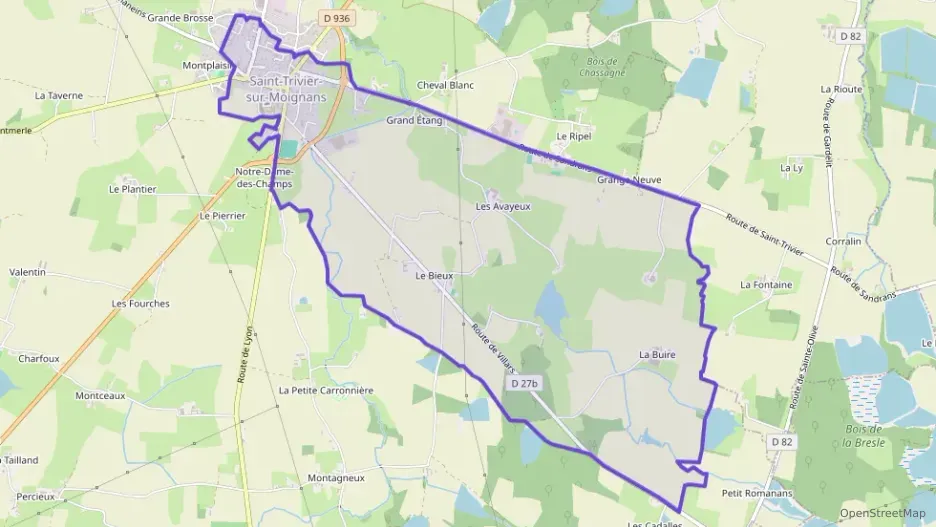 Appartement 115 m² cinq pièces à vendre à Saint-Trivier-sur-Moignans Appartement 115 m² cinq pièces à vendre à Saint-Trivier-sur-Moignans