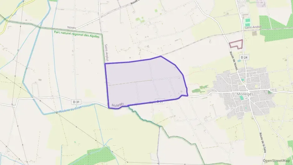 Appartement 118 m² quatre pièces à vendre à Mollégès Appartement 118 m² quatre pièces à vendre à Mollégès