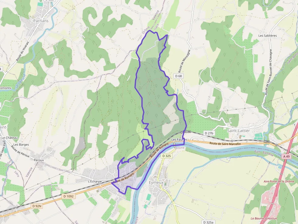 Appartement 143 m² cinq pièces à vendre à Saint-Lattier Appartement 143 m² cinq pièces à vendre à Saint-Lattier