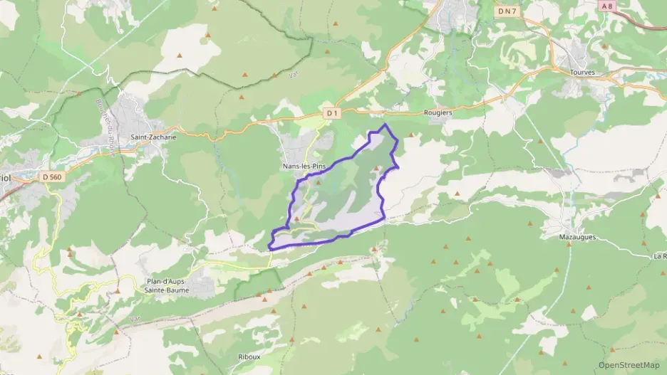 Appartement 82 m² deux pieces à vendre à Nans-les-Pins Appartement 82 m² deux pieces à vendre à Nans-les-Pins