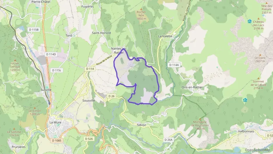 Appartement 91 m² cinq pièces à vendre à Nantes-en-Rattier Appartement 91 m² cinq pièces à vendre à Nantes-en-Rattier