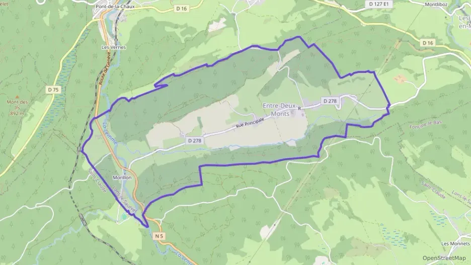 Appartement 71 m² trois pièces à vendre à Entre-deux-Monts Appartement 71 m² trois pièces à vendre à Entre-deux-Monts