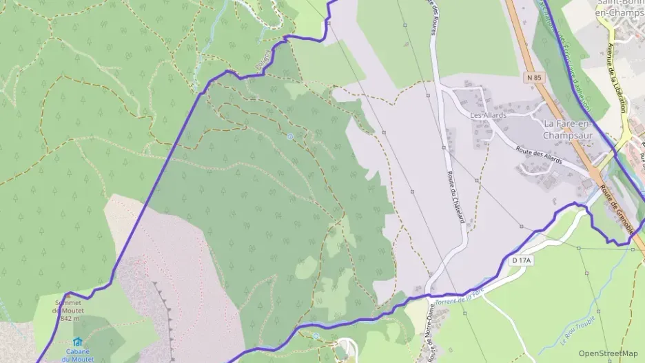 Appartement 54 m² trois pièces à vendre à La Fare-en-Champsaur Appartement 54 m² trois pièces à vendre à La Fare-en-Champsaur