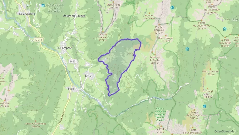 Appartement 170 m² cinq pièces à vendre à Jarsy Appartement 170 m² cinq pièces à vendre à Jarsy