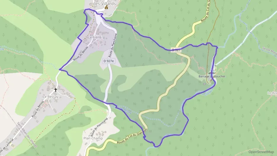 Appartement 140 m² cinq pièces à vendre à Saint-Alban-des-Villards Appartement 140 m² cinq pièces à vendre à Saint-Alban-des-Villards