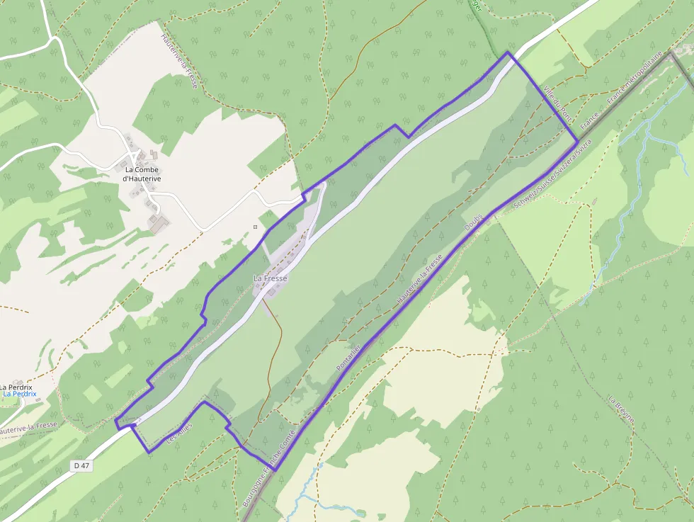 Appartement 100 m² trois pièces à vendre à Hauterive-la-Fresse