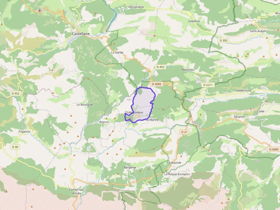 Appartement 120 m² trois pièces à vendre à Châteauvieux