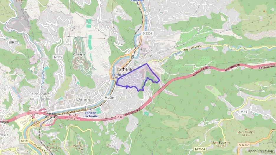 Appartement 102 m² cinq pièces à vendre à La Trinité Appartement 102 m² cinq pièces à vendre à La Trinité